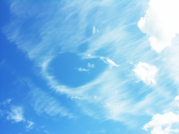 Zwei Brüder Liebe-Wolken